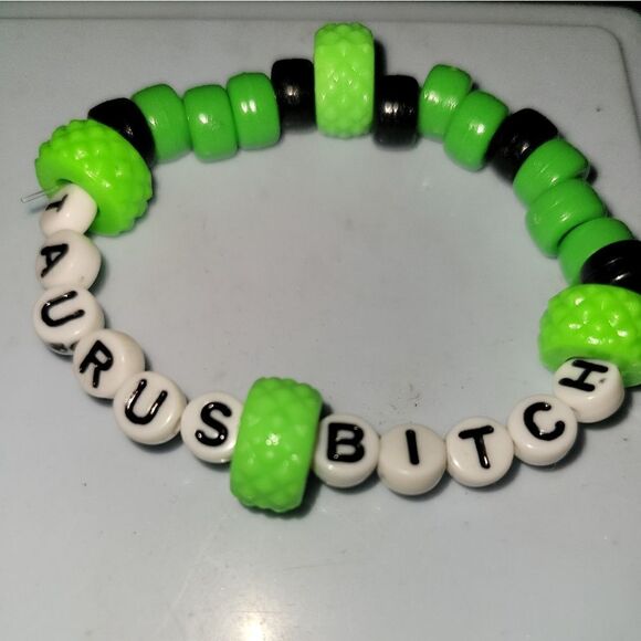 Zodiac sign custom handmade bracelet - Picture 7 of 8